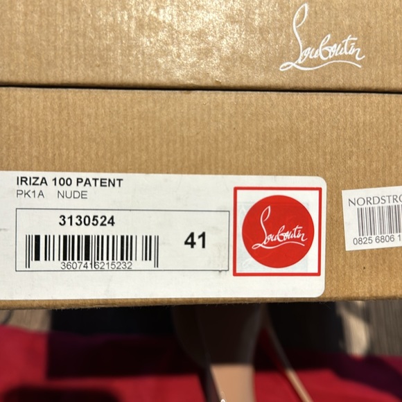Christian Louboutin Iriza 100 Nude Patent 41 WORN TWICE! - Picture 5 of 8